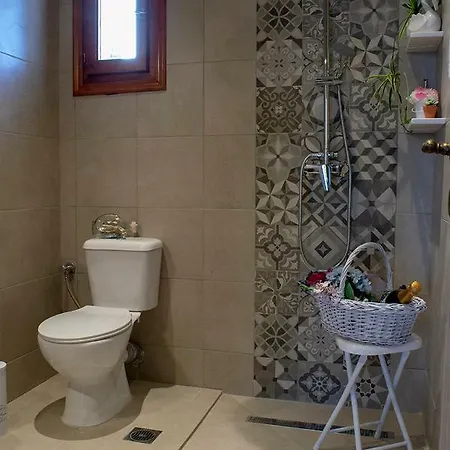 Sea And Creek * קאטליוס