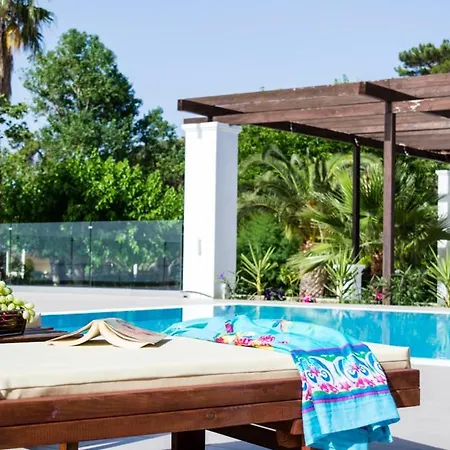 Tatil Evi Sea And Creek