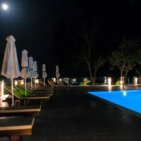 Tatil Evi Sea And Creek